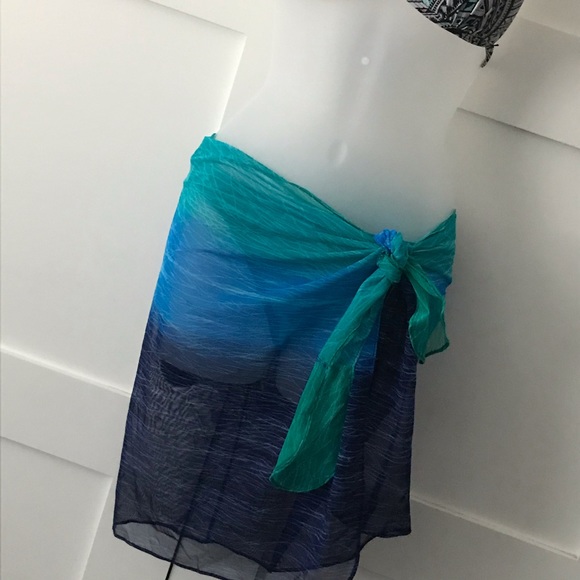 Swim Suit Sarong - Picture 4 of 7